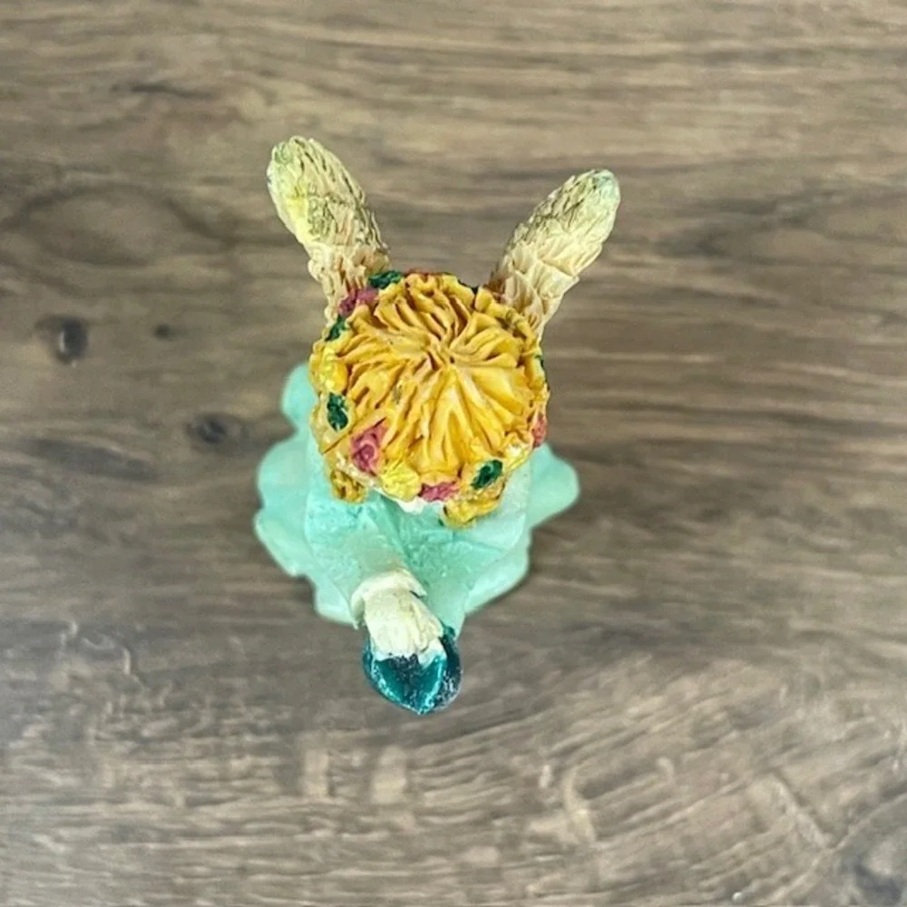 Miniature Whimsical Fairy Pixie figurines Fantasy Garden Floral Set of 3